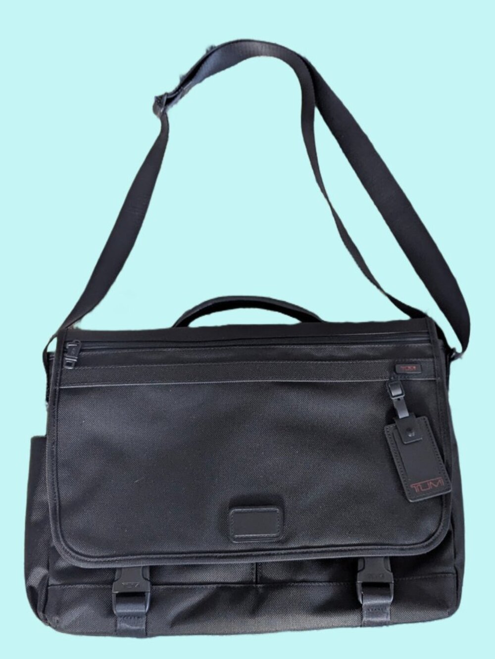 Tumi Black 16" Messenger Bag Soft Case Ballistic Nylon Laptop Work NWOT